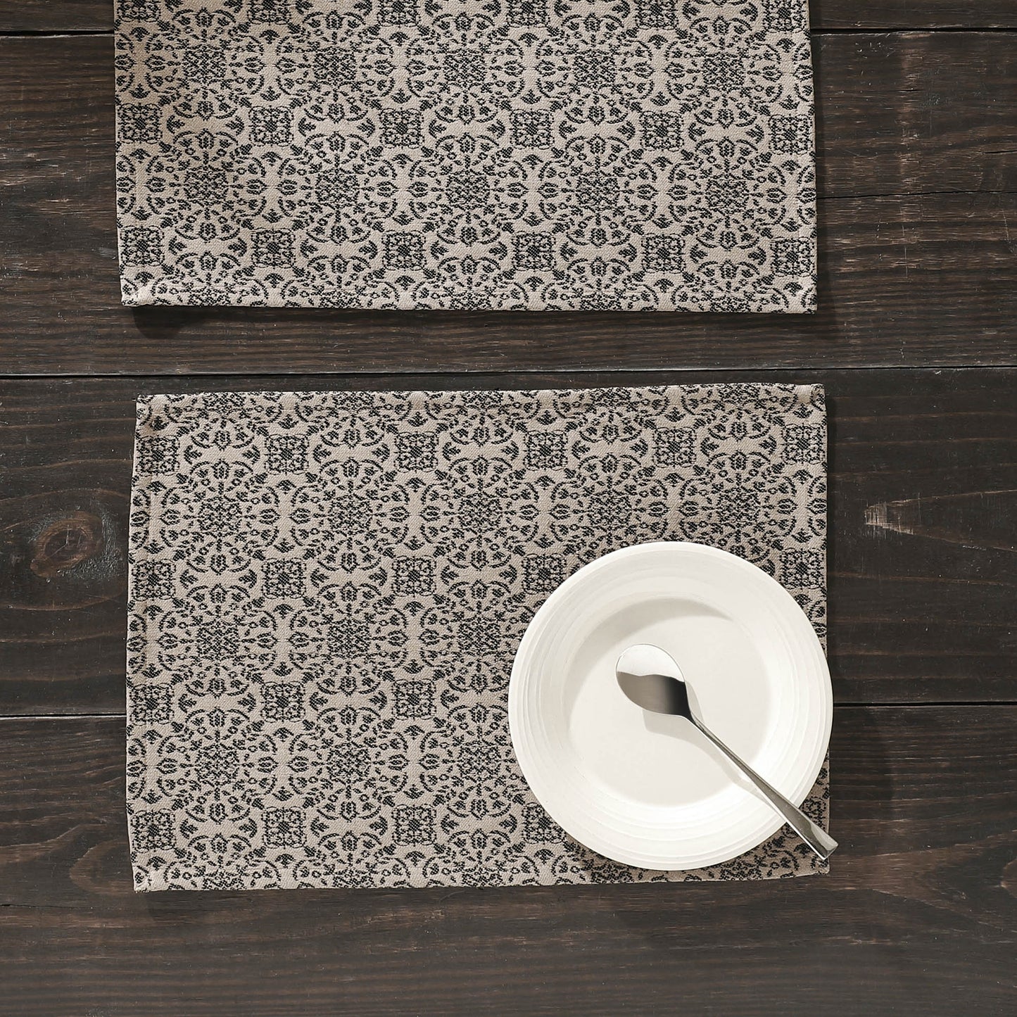 Custom House Black Tan Jacquard Placemat Set of 2 13x19 SpadezStore