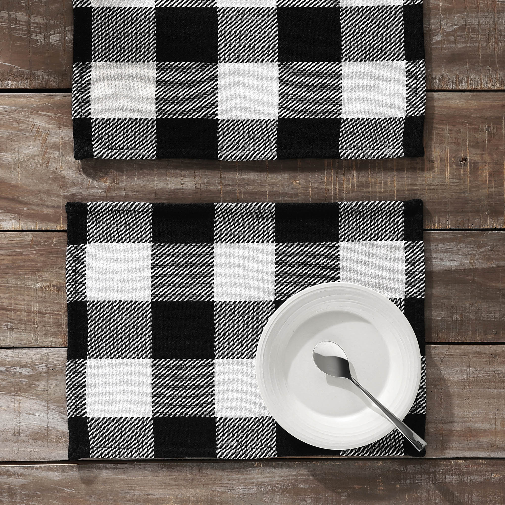 Annie Buffalo Check Black Placemat Set of 2 13x19 SpadezStore