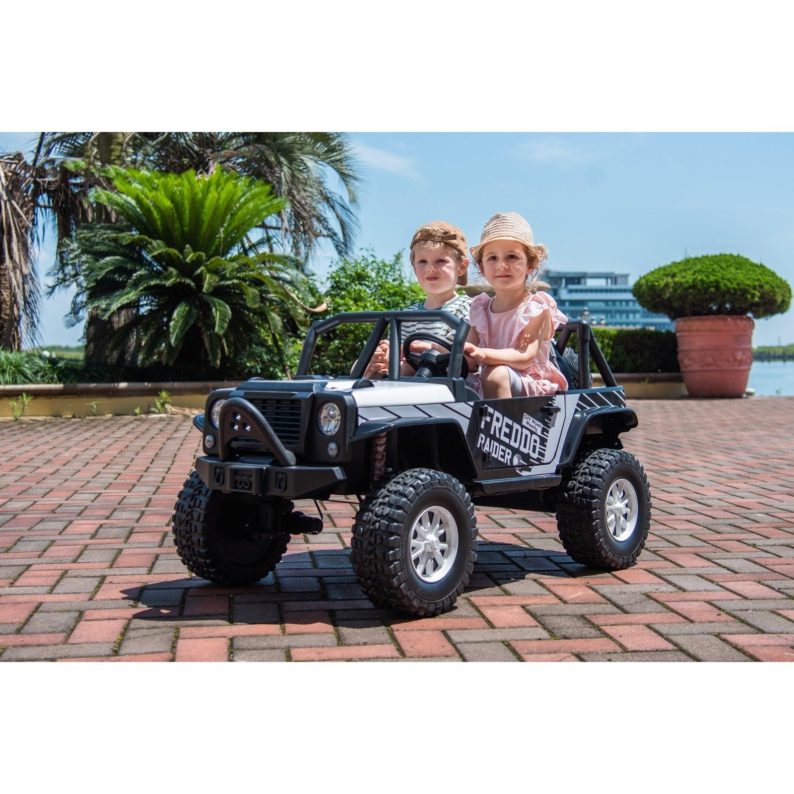 Freddo Jeep 24V Raider 2 Seater Ride On SpadezStore