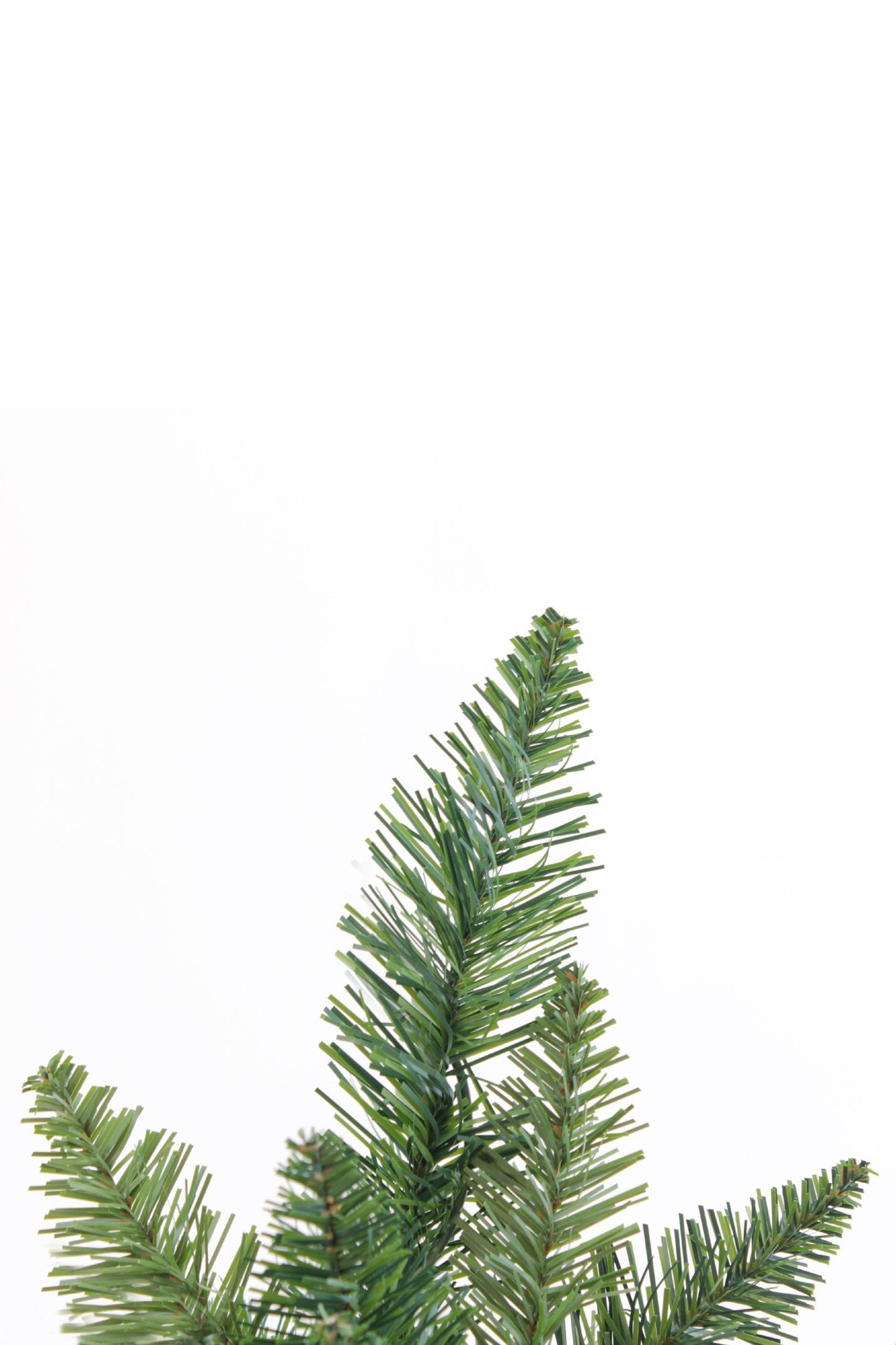 Perfect Holiday 6.5' Lincoln Fir Christmas Tree SpadezStore